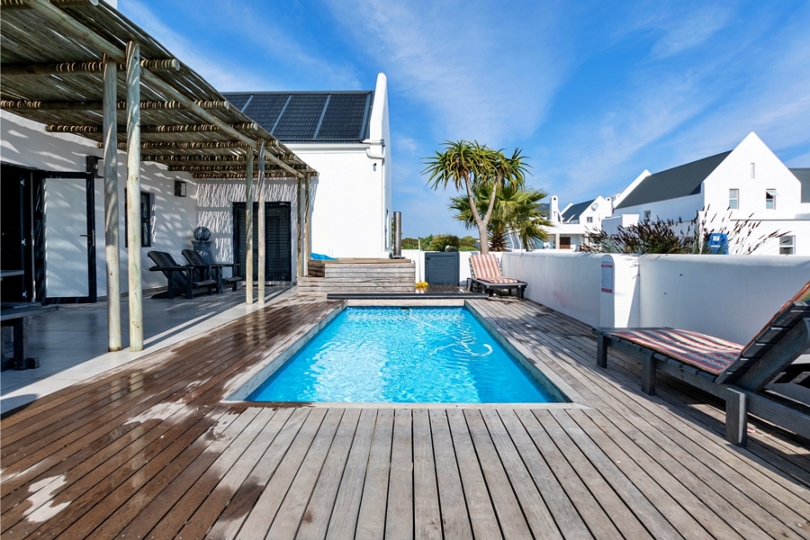4 Bedroom Property for Sale in Jacobsbaai Western Cape